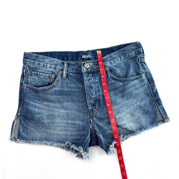 Urban Outfitter BDG ButtonFly Midrise Raw Hem 100% Cotton Breezy Jean Short (27) - Picture 16 of 16